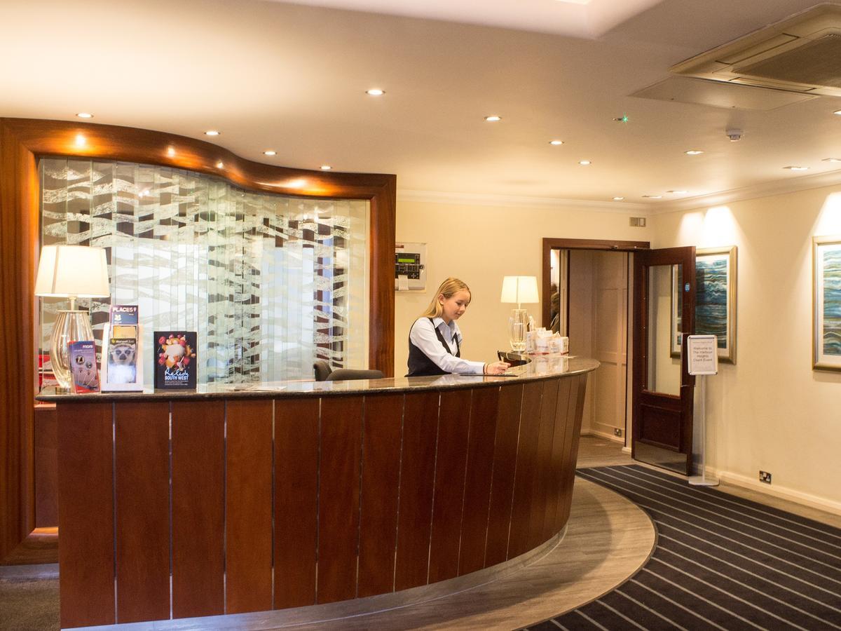 Harbour Heights Hotel Пул Екстер'єр фото